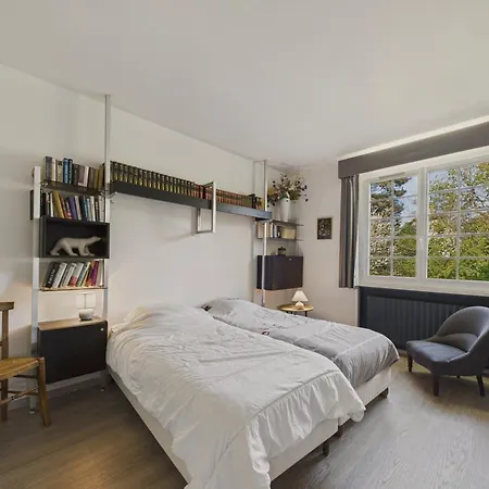 Holiday home Maison Pour 10 Avec Grand Jardin A 250m De La